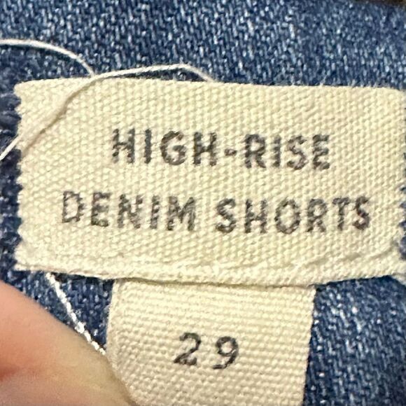 Madewell High-Rise Denim Shorts - Picture 5 of 6